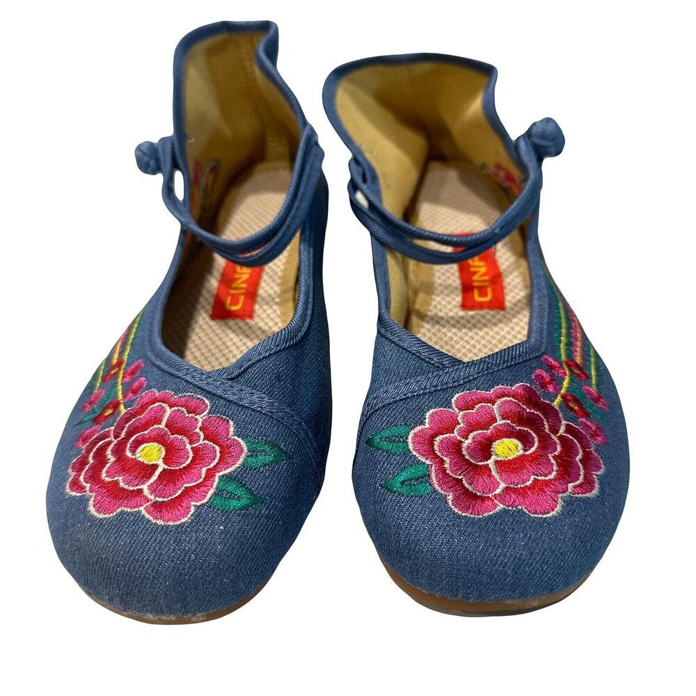 Embroidered Blue Floral Mary Jane Sneakers